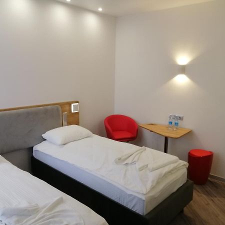 Bar  Guest House מראה חיצוני תמונה