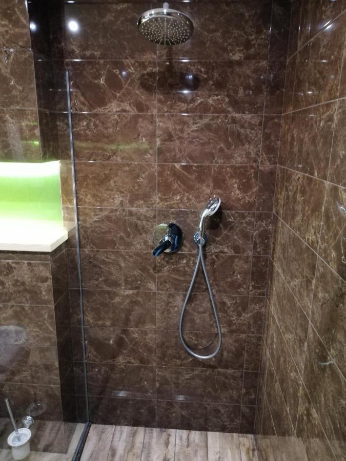 Bar  Guest House מראה חיצוני תמונה